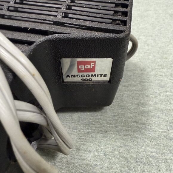 GAF Anscomite 100 Compact Slide Projector - Picture 3 of 6